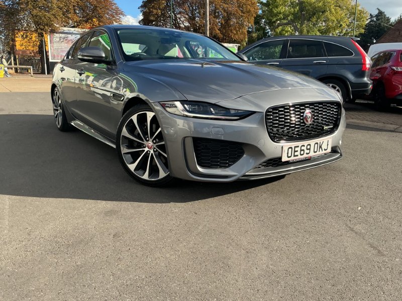 2019 Jaguar XE